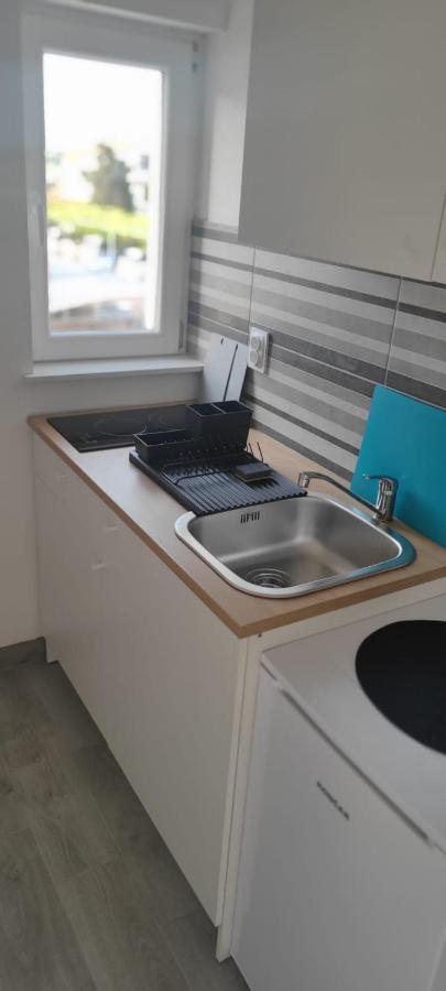 Val Apartmani, Stara Novalja Luaran gambar